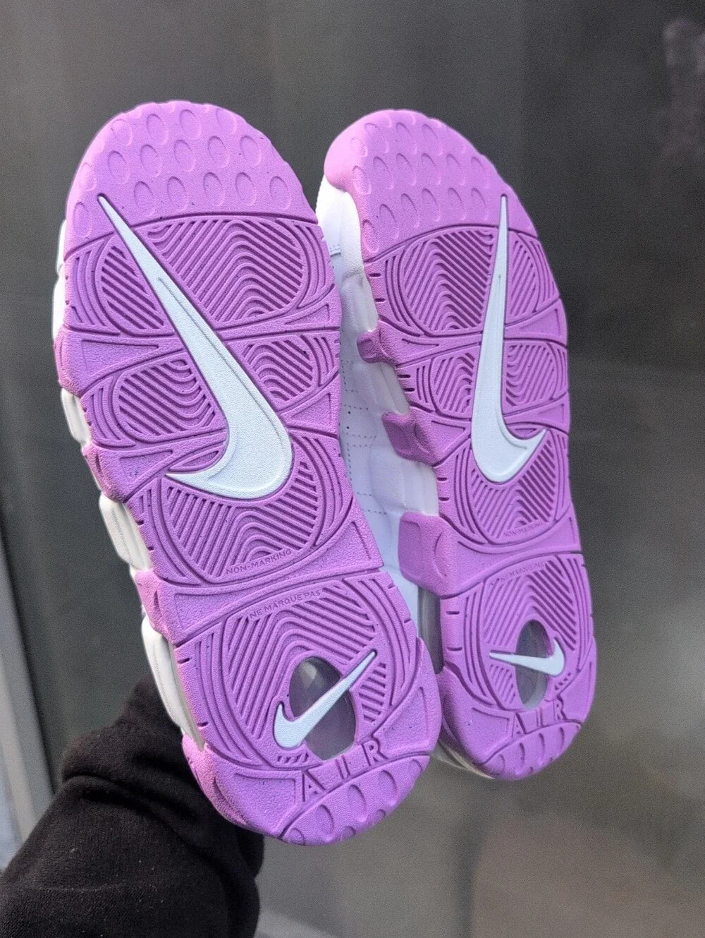 Kids Nike Air More Uptempo GS 'White Rush Fuchsia' sneakers FN6976-100 Size 6.5Y
